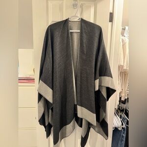 Reversible Black and Gray Shawl